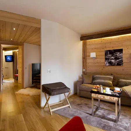 Hotel Au Coeur Du Village La Clusaz